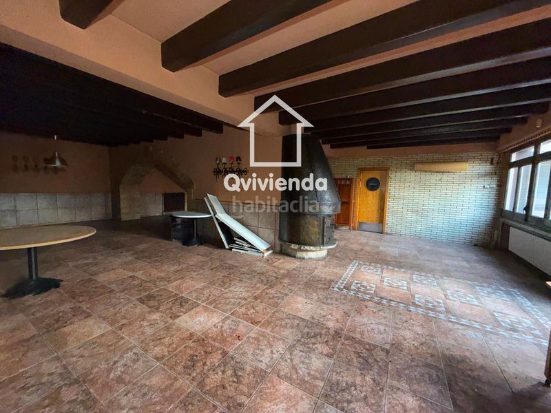 Foto 92048209-7e25-4cde-9c7d-fe842d1ac302. Casa adossada amb aparcament a Vacarisses