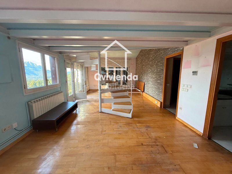 Foto a23bd9dd-d319-4b04-9d93-1c10d3642165. Casa adossada amb aparcament a Vacarisses