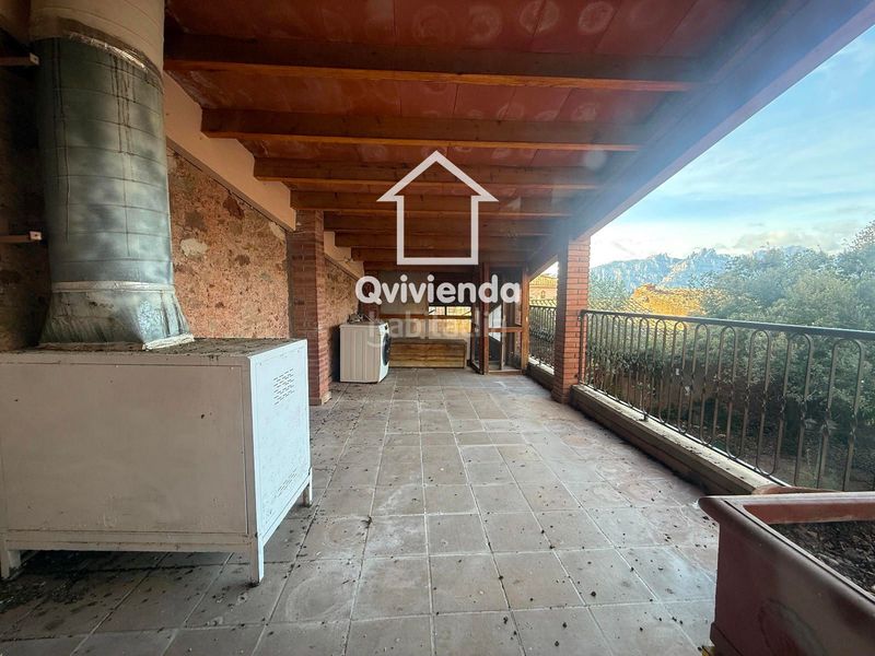 Foto ae885aa8-9033-40e5-b323-9da807e9070a. Casa adossada amb aparcament a Vacarisses