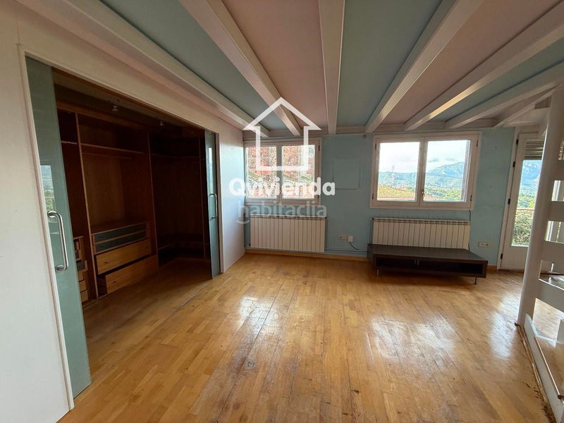 Foto e068ac56-4b2c-4e6f-bd8c-d5e6a6cbd042. Casa adossada amb aparcament a Vacarisses