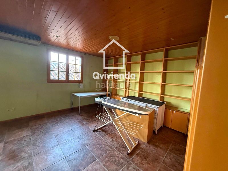 Foto fdad3ae5-ae60-44aa-b175-745b54ef2797. Casa adossada amb aparcament a Vacarisses