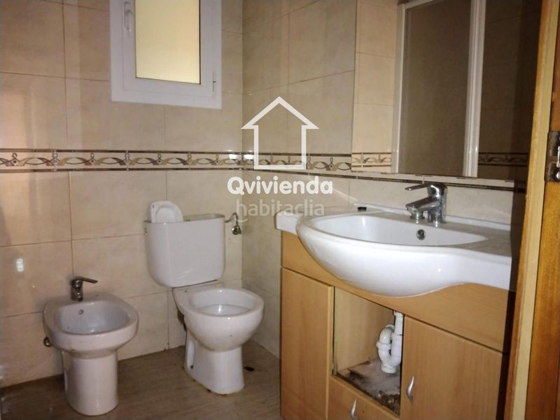 Foto 0a5efe03-eed1-456c-ab1d-dafee13227da. Pis a Montmeló