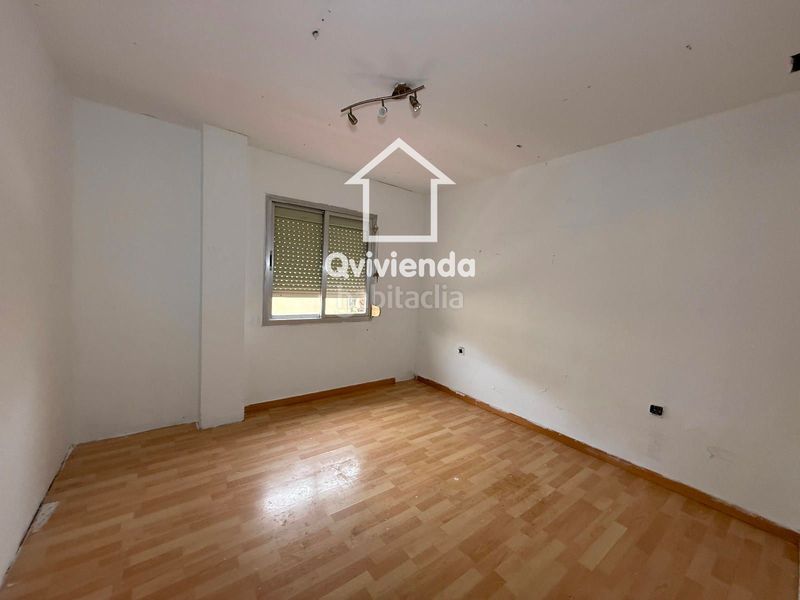 Foto 585a33fa-04d1-4436-bd87-327fb597cde2. Pis a Centre Sabadell