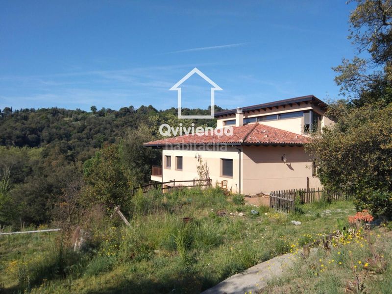 Foto a88eb105-fdb5-469a-ab8e-c7889381dd73. Xalet a Campins
