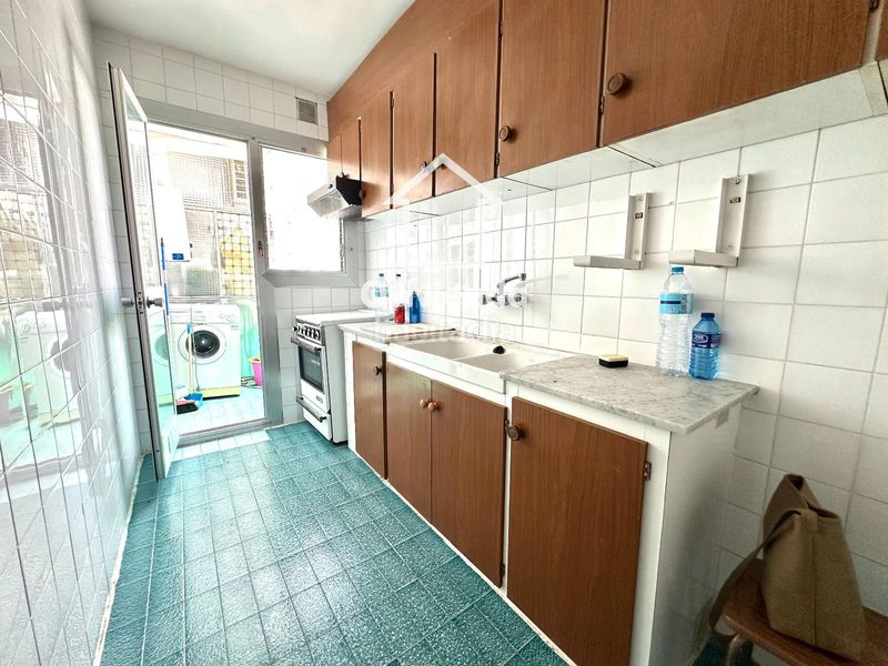 Foto 24d8412d-9585-441d-a5a3-1d8677f279cb. Penthouse with heating in Singuerlín Santa Coloma de Gramenet