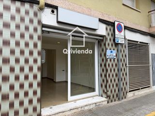 Locale commerciale in Emporda