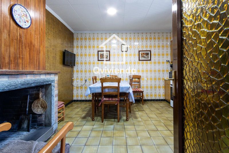 Foto 5207c295-b7e7-4d7f-96e2-3cd5ba2b27fd. Casa amb calefacció a Lliçà de Vall