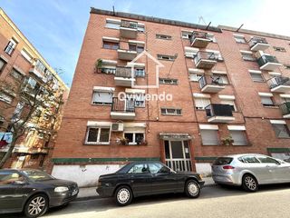 Flat  Asdrubal d. Piso en venta de 3 hab en can puiggener, sabadell