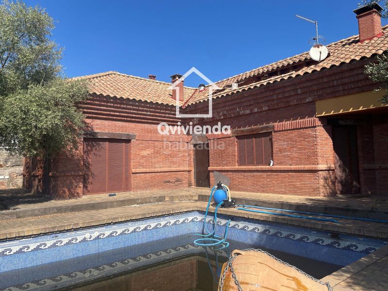 Foto a2f3f41d-33e8-4c3c-b360-018b5cf5471c. Xalet amb calefacció aparcament piscina a Caldes de Montbui