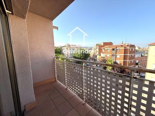Pis  Sant mateu, de. Piso de 3 habitaciones con balcón en la maurina, terrassa