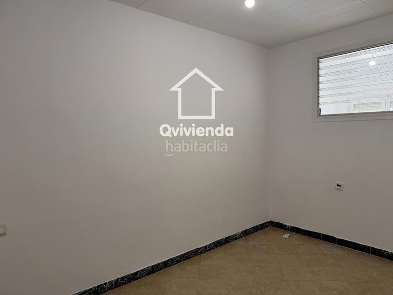 Foto 13a77969-091a-457e-b720-11c14f058955. Casa adossada amb calefacció aparcament a Creu de Barberà Sabadell