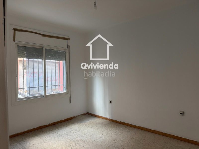 Foto 7528e5c1-28bc-427b-b84c-a60ac6d2bd8b. Casa adossada amb calefacció aparcament a Creu de Barberà Sabadell