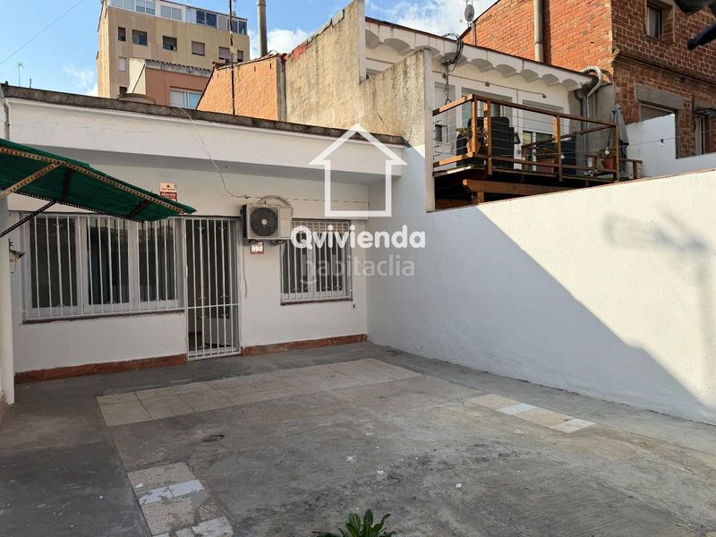 Foto e5062cad-3741-4cc3-bbb8-cc3b53016196. Casa adossada amb calefacció aparcament a Creu de Barberà Sabadell