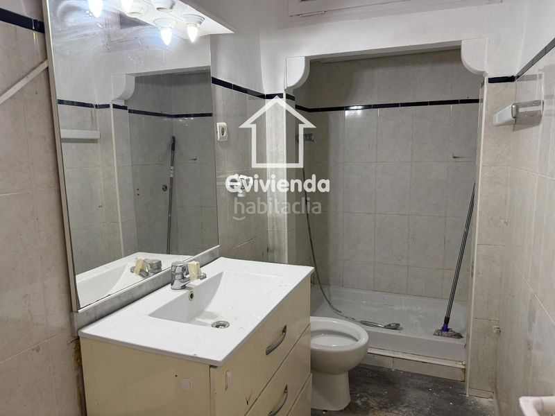 Foto e547051b-a329-4bd1-a8cc-e8f11c9cdeab. Casa adossada amb calefacció aparcament a Creu de Barberà Sabadell
