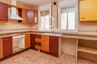 Appartement  Reis catolics dels. Piso ocupado de 3 habitaciones en la creu de barberà, sabadell