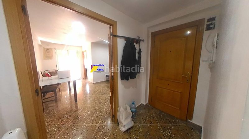 Foto f95d2d59-7d8b-4679-8600-70c374ecc268. Piso en Benetússer
