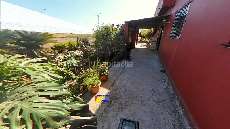 Foto 8f589576-a8f1-4bbc-aa6d-c7e4e6e54b1f. Casa a Malilla Valencia