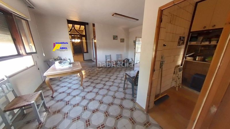 Foto d9abaf4d-1e92-47c1-bb8f-15fa9d657c3d. Casa a Malilla Valencia
