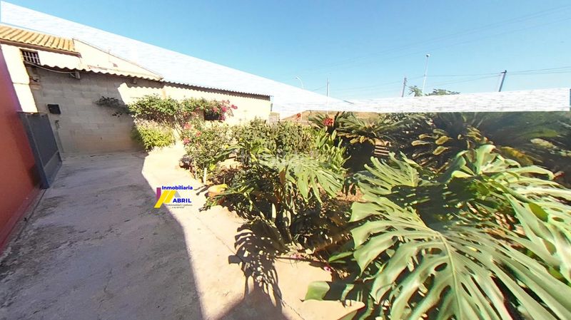 Foto f3f41233-ce47-4aa8-b93e-c243e3cab346. Casa a Malilla Valencia