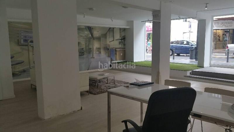 Foto 0b0361f3-42c2-4dd7-a7f2-bb77ff5246fa. Locale commerciale in Los Cristianos Arona