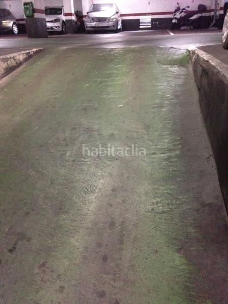 Foto 688054f3-ef0d-4d13-91a7-bcd74d1a57bf. Autoparkplatz in Abandoibarra - Guggenheim Bilbao