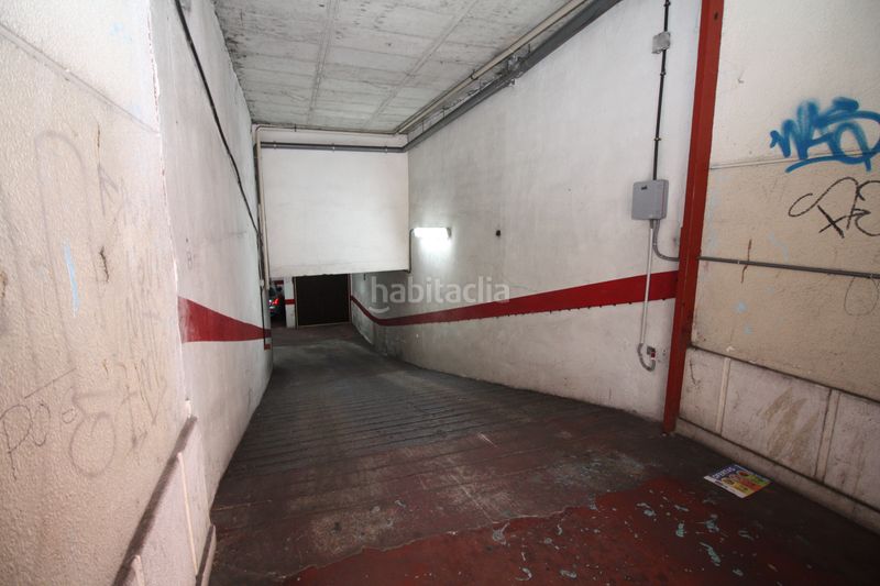 Foto e99b1e19-2be8-4932-be23-0d30e697d8ac. Aparcament cotxe a Delicias Valladolid