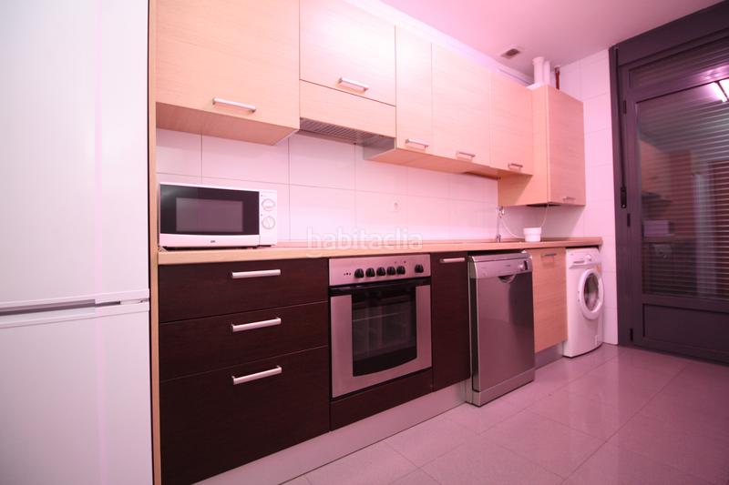 Foto a15fd219-facb-4c18-b2bb-05bc903629be. Alquiler piso en Santovenia de Pisuerga