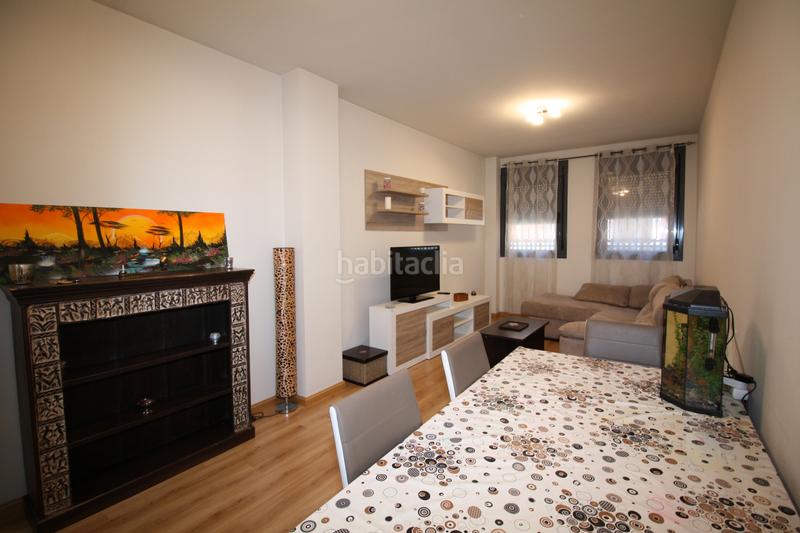 Foto b2ff3852-e0f1-42ae-924f-0fa538859dbd. Alquiler piso en Santovenia de Pisuerga