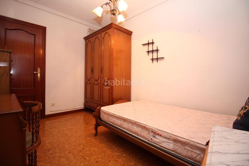Foto 18690c0d-0db3-49cc-a763-a9c35e63bd43. Flat with heating in Delicias Valladolid