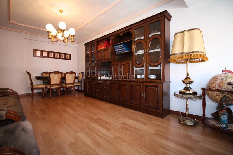 Foto 5223ec21-a3b1-4a54-b7c8-fe15132e62ca. Flat with heating in Delicias Valladolid