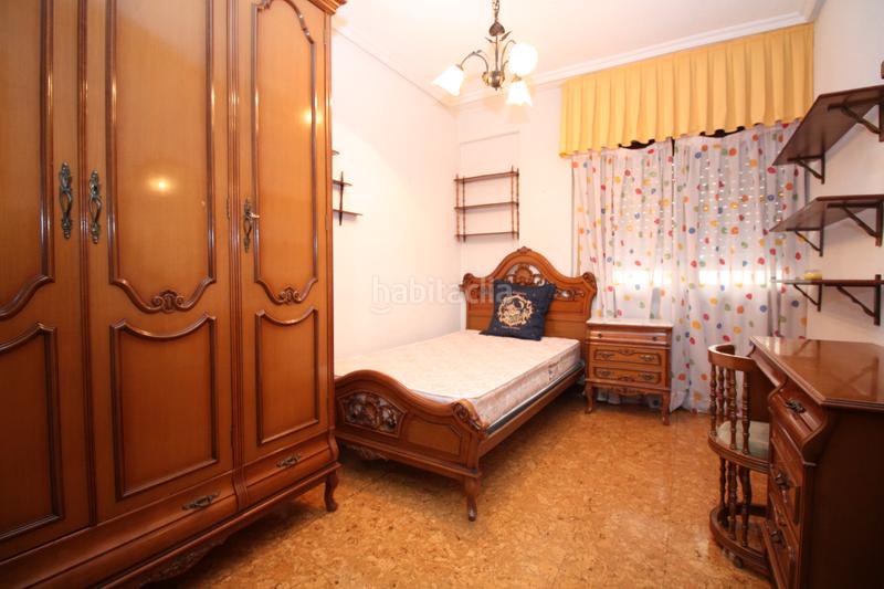 Foto 5bb2b62a-f6ff-496d-a88d-b1f30689b352. Flat with heating in Delicias Valladolid