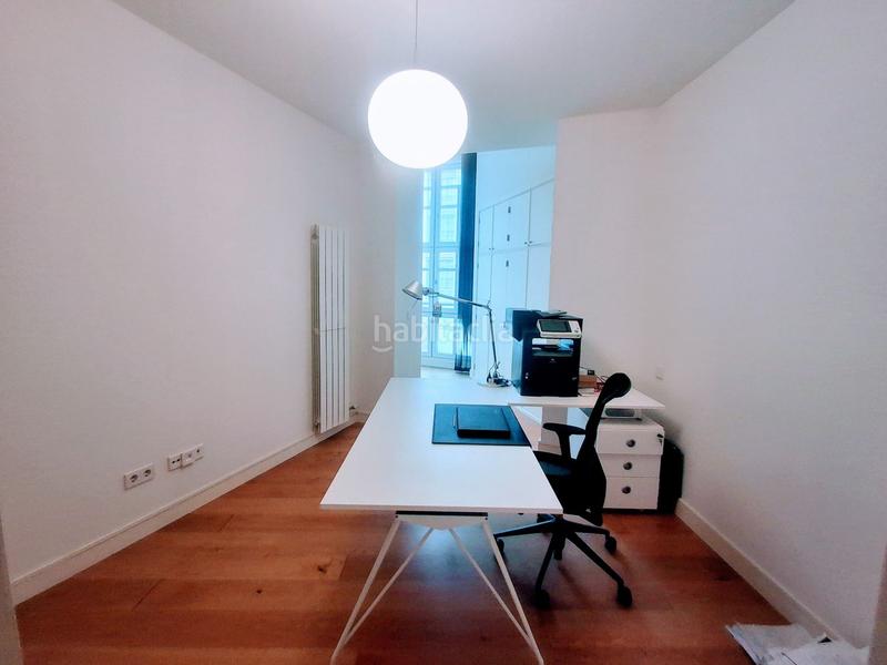 Foto 8a9fb75d-781e-439d-bd49-6cfb4fcf698e. Rent flat with heating in Campo Grande Valladolid