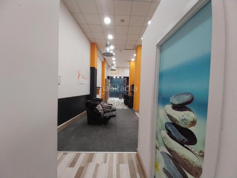 Foto efacea77-a542-44a0-843f-b9998e4d8031. Alquiler local comercial local com. en alquiler en Circular, 2 despachos. en Valladolid