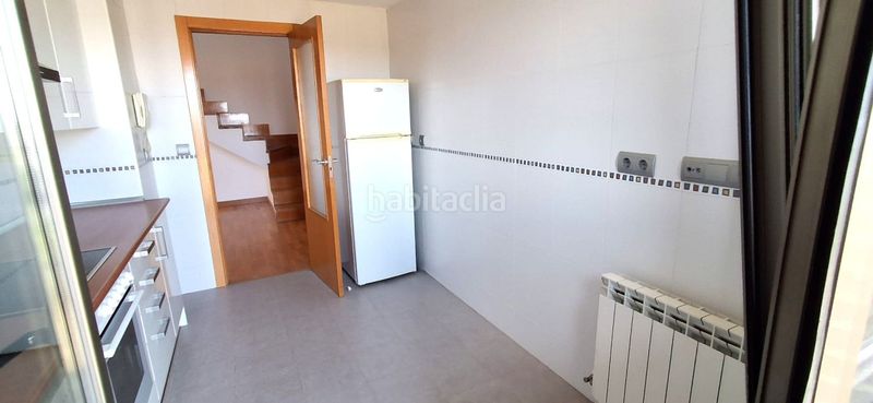 Foto 0a05cd8d-b08d-42f3-abec-e84b79f194c4. Dúplex amb calefacció aparcament a Delicias Valladolid