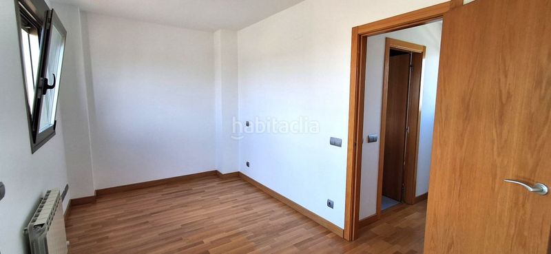 Foto a7dd5e2f-994f-4aee-ace6-b99f43167747. Dúplex amb calefacció aparcament a Delicias Valladolid