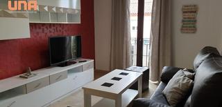 Miete Etagenwohnung in Cañero. Piso tipo casita duplex amueblado y equipado con garaje en zona