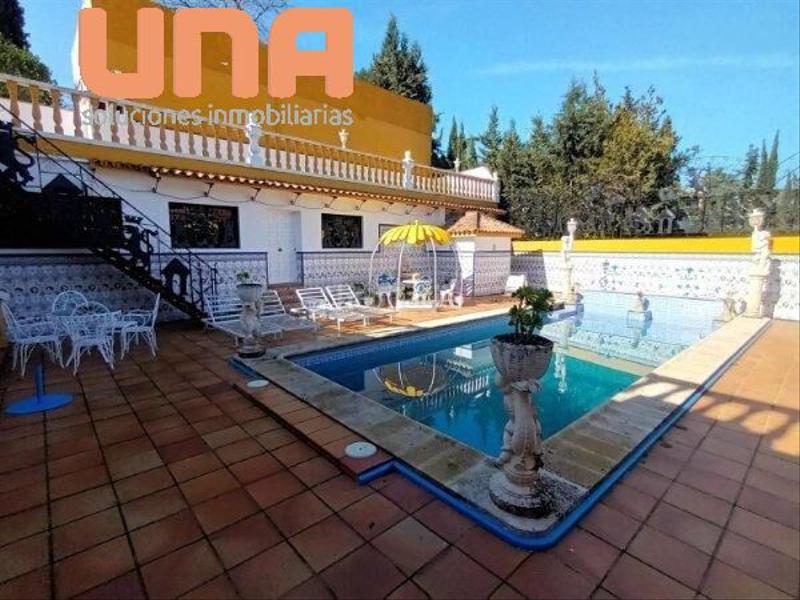 Foto ab228a7c-1645-4896-bcc1-a3a53ddd2f4d. Chalet avec chauffage piscine dans El Brillante -El Naranjo - El Tablero Córdoba