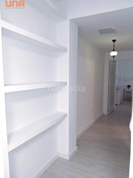 Foto d5be5545-abcf-486a-81a8-d892b296b813. Alquiler piso bonito piso en alquiler listo para entrar a vivir junto a la emblemática plaza de la corredera solo contratos temporada en Córdoba