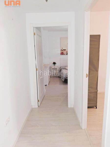Foto d73eb3e2-ef5b-4434-bf29-7397672dfb96. Alquiler piso bonito piso en alquiler listo para entrar a vivir junto a la emblemática plaza de la corredera solo contratos temporada en Córdoba