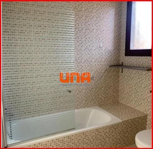 Foto f2c32e16-a401-42b2-8056-c0dd81ea6f3e. Casa  urbana en El Higuerón sin muebles en venta en Córdoba
