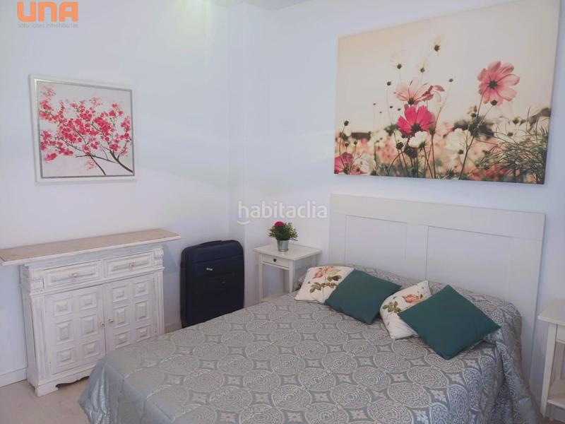 Foto a5c54a0f-3e6d-4f33-9a89-68361a6a0d89. Alquiler piso bonito piso en venta y alquiler cortas temporadas listo para entrar a vivir junto a la emblemática plaza de la corredera en Córdoba