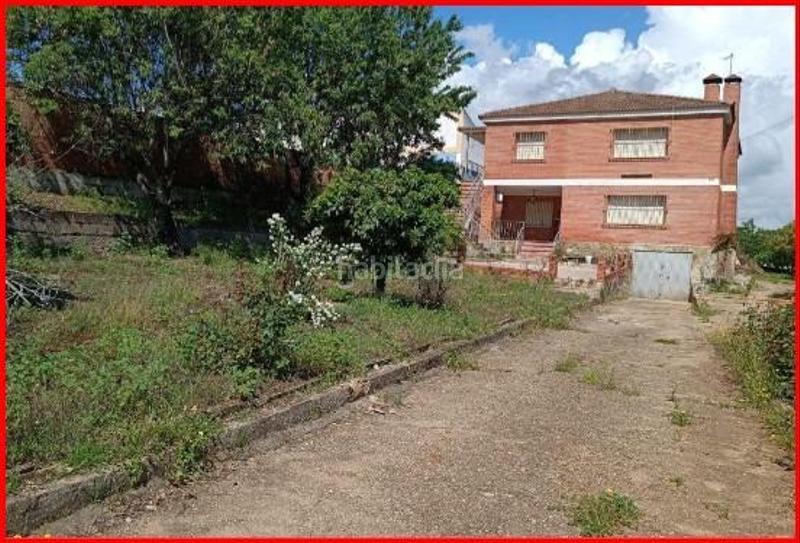 Foto 907532a2-4bb9-4559-a0fb-8e57a50d485f. House in Alcolea Córdoba