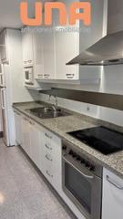 Affitto Appartamento in Huerta de la Reina - Trassierra. Piso en alquiler sin muebles en avenida de la libertad vial con