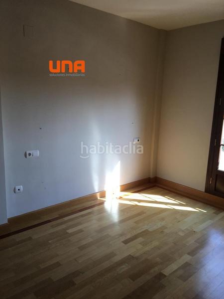 Foto 1a5c98c4-d618-44d0-a2b3-daf66eb5f994. Reihenhaus mit heizung parking pool in El Brillante -El Naranjo - El Tablero Córdoba