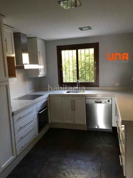 Foto dee48efc-5a9e-4855-a228-b4c4c9e01260. Reihenhaus mit heizung parking pool in El Brillante -El Naranjo - El Tablero Córdoba