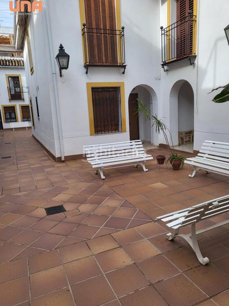 Foto 5259b04d-805c-44b8-8dc2-3f32593647a9. Casa adossada amb calefacció aparcament a casco histórico - ribera - san basilio Córdoba