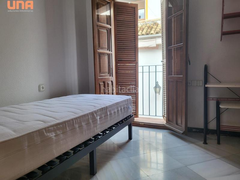 Foto 7c460f5d-93da-4a79-b8d8-d2b88d2e706c. Casa adossada amb calefacció aparcament a casco histórico - ribera - san basilio Córdoba
