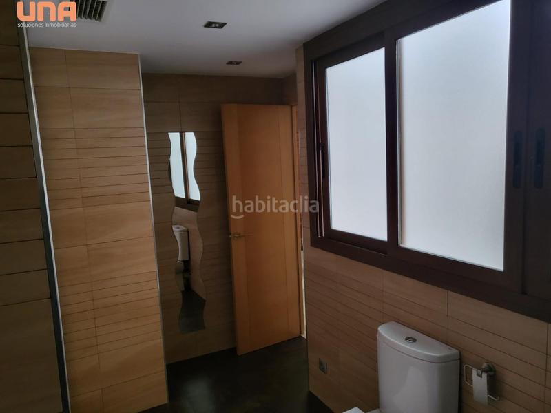 Foto 81f19770-3efe-4b45-9c5d-e570fd504ad0. Casa adossada amb calefacció aparcament a casco histórico - ribera - san basilio Córdoba