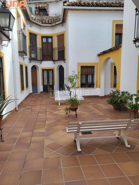 Foto a798b0f0-d43c-4ba7-a90c-849761ef6e8b. Casa adossada amb calefacció aparcament a casco histórico - ribera - san basilio Córdoba