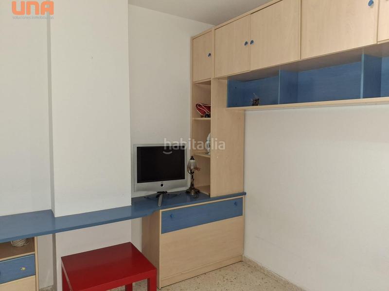 Foto dafd89d6-5b0e-4c85-ad1c-1f2f5ba070e0. Appartamento con parcheggio piscina in Poniente-Norte - Miralbaida - Parque Azahara Córdoba